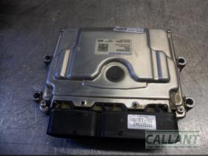 Usagé Ordinateur gestion moteur Kia Ceed (CDB5/CDBB) 1.0i T-GDi 12V Prix € 332,75 Prix TTC proposé par Garage Callant