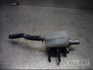 Używane Glówny cylinder hamulcowy Nissan NV 200 (M20M) 1.5 dCi 90 Cena € 60,50 Z VAT oferowane przez Garage Callant