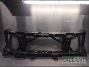 Usados Panel frontal Landrover Range Rover Sport (LS) 2.7 TDV6 24V Precio € 211,75 IVA incluido ofrecido por Garage Callant