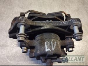Used Front brake calliper, left Landrover Range Rover Evoque (LVJ/LVS) 2.0 D 150 16V Price € 60,50 Inclusive VAT offered by Garage Callant