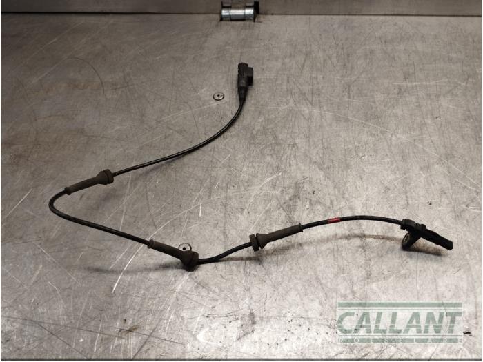 Begagnade ABS-sensor Landrover Range Rover Evoque (LVJ/LVS) 2.0 D 150 16V Pris € 30,25 Inklusive moms erbjuds av Garage Callant