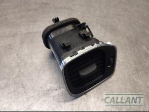 Used Dashboard vent Volvo S60 II (FS) 2.0 D3 16V Price € 24,20 Inclusive VAT offered by Garage Callant