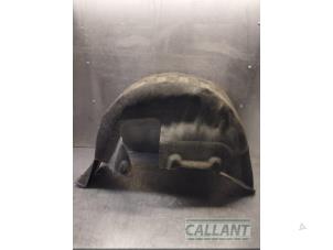 Used Wheel arch liner Volvo S60 II (FS) 2.0 D3 16V Price € 24,20 Inclusive VAT offered by Garage Callant