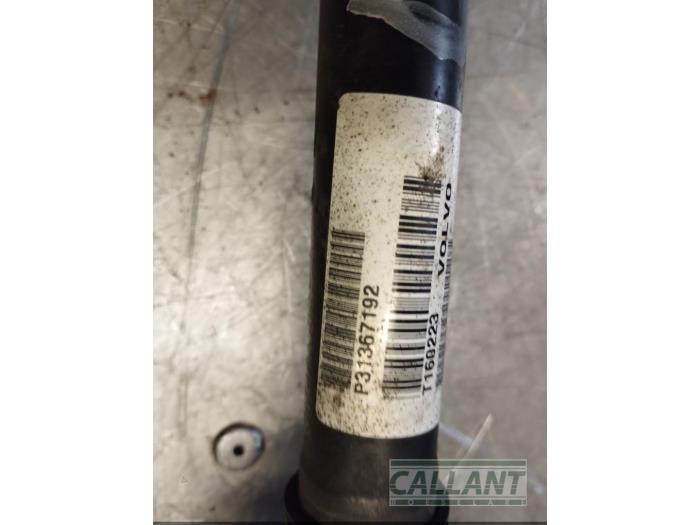 Front drive shaft, left from a Volvo S60 II (FS) 2.0 D3 16V 2016