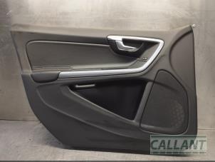 Usagé Revêtement portière 4portes avant gauche Volvo S60 II (FS) 2.0 D3 16V Prix € 60,50 Prix TTC proposé par Garage Callant