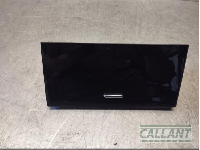 Usagé Divers Jaguar XF (CC9) 3.0 D V6 24V Prix € 30,25 Prix TTC proposé par Garage Callant