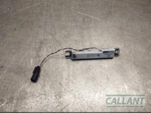 Used Antenna (miscellaneous) Renault Clio IV (5R) 1.5 Energy dCi 90 FAP Price € 18,15 Inclusive VAT offered by Garage Callant
