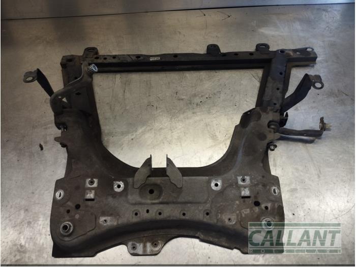 Used Subframe Renault Clio IV (5R) 1.5 Energy dCi 90 FAP Price € 193,60 Inclusive VAT offered by Garage Callant