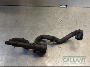 Usados Bomba de agua adicional Jaguar XE 2.0d 180 16V Precio € 60,50 IVA incluido ofrecido por Garage Callant