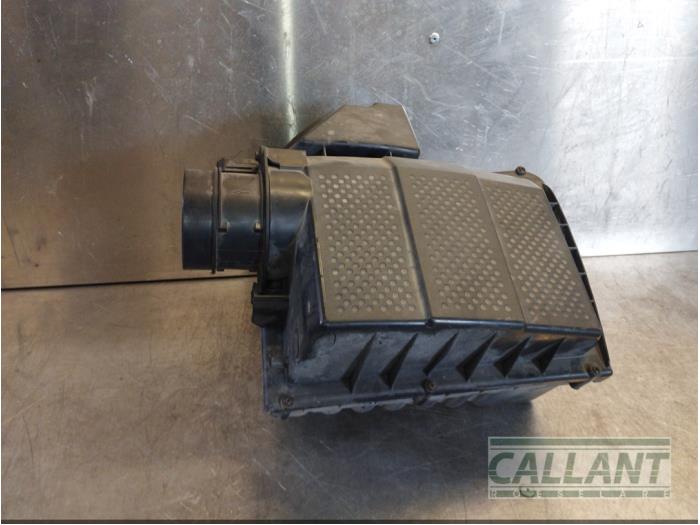 Begagnade Luftfilterhus Landrover Range Rover Sport (LS) 2.7 TDV6 24V Pris € 60,50 Inklusive moms erbjuds av Garage Callant