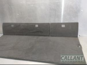 Używane Mata bagaznika Landrover Range Rover Sport (LS) 2.7 TDV6 24V Cena € 121,00 Z VAT oferowane przez Garage Callant