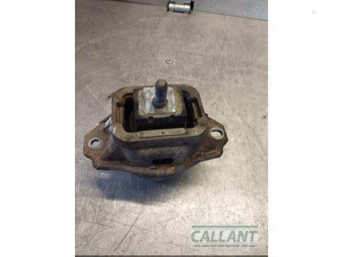 Gebrauchte Motorlager Landrover Range Rover Sport (LS) 2.7 TDV6 24V Preis € 30,25 Mit Mehrwertsteuer angeboten von Garage Callant