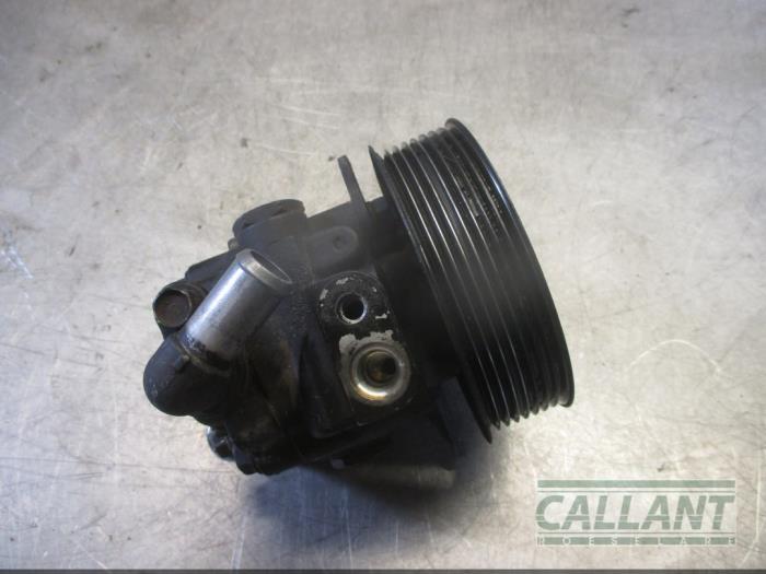 Usagé Pompe de direction Landrover Range Rover Sport (LS) 2.7 TDV6 24V Prix € 121,00 Prix TTC proposé par Garage Callant