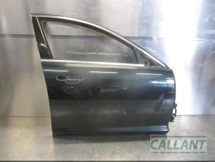 Gebrauchte Tür 4-türig rechts vorne Jaguar XF (CC9) 2.7 D V6 24V Preis € 302,50 Mit Mehrwertsteuer angeboten von Garage Callant