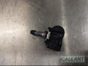Usados Sensor de presión de neumáticos Jaguar XE 2.0d 180 16V Precio € 30,25 IVA incluido ofrecido por Garage Callant
