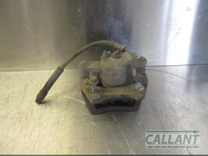 Used Rear brake calliper, right Landrover Discovery IV (LAS) 3.0 TD V6 24V Price € 60,50 Inclusive VAT offered by Garage Callant