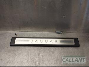Usagé Bas de caisse gauche Jaguar XF (CC9) 3.0 D V6 24V Prix € 60,50 Prix TTC proposé par Garage Callant