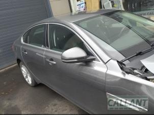 Gebrauchte Außenspiegel rechts Jaguar XF (X260) 2.0d 180 16V Preis € 332,75 Mit Mehrwertsteuer angeboten von Garage Callant