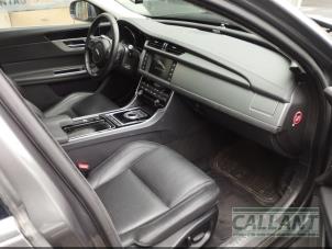 Used Airbag set + dashboard Jaguar XF (X260) 2.0d 180 16V Price € 1.149,50 Inclusive VAT offered by Garage Callant