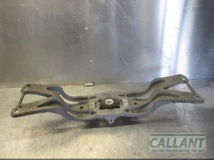 Used Gearbox mount Jaguar XJ8 (X308) 3.2 V8 32V Executive,Sport Price € 60,50 Inclusive VAT offered by Garage Callant