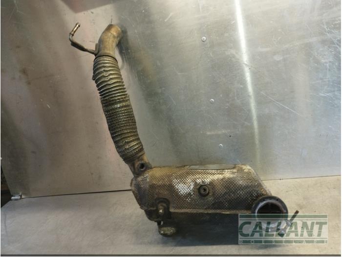 Catalytic converter from a BMW 2 serie Gran Tourer (F46) 216d 1.5 TwinPower Turbo 12V 2017