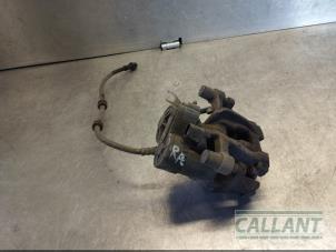 Used Rear brake calliper, left BMW 2 serie Gran Tourer (F46) 216d 1.5 TwinPower Turbo 12V Price € 60,50 Inclusive VAT offered by Garage Callant