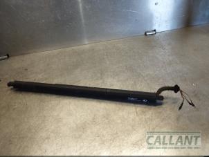 Used Rear gas strut, left BMW 2 serie Gran Tourer (F46) 216d 1.5 TwinPower Turbo 12V Price € 90,75 Inclusive VAT offered by Garage Callant