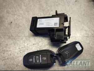 Used Electronic ignition key Citroen C4 Picasso (3D/3E) 1.2 12V PureTech 130 Price € 102,85 Inclusive VAT offered by Garage Callant