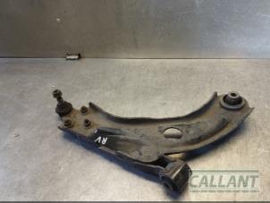 Used Front wishbone, right Citroen C4 Picasso (3D/3E) 1.2 12V PureTech 130 Price € 60,50 Inclusive VAT offered by Garage Callant