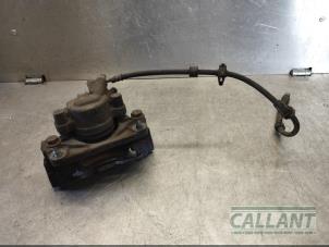 Used Front brake calliper, right Citroen C4 Picasso (3D/3E) 1.2 12V PureTech 130 Price € 42,35 Inclusive VAT offered by Garage Callant