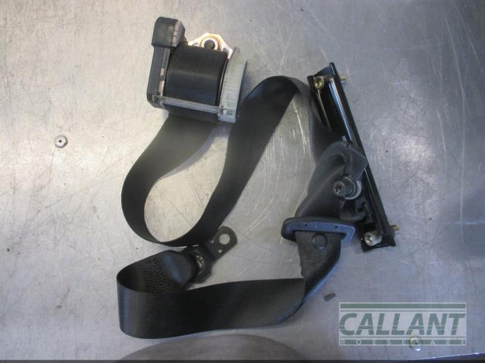 Front seatbelt, right from a Land Rover Range Rover III (LM) 2.9 TD6 24V 2004
