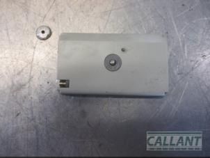 Used Antenna (miscellaneous) Landrover Range Rover III (LM) 2.9 TD6 24V Price € 30,25 Inclusive VAT offered by Garage Callant