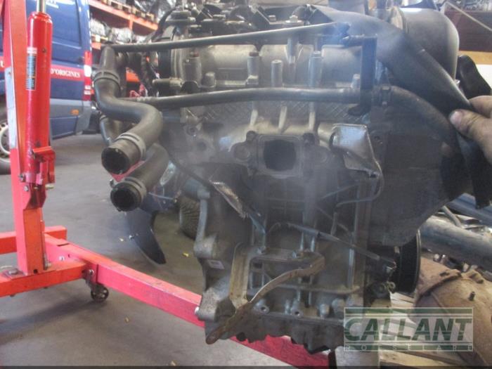 Engine Volkswagen Polo VI 1.0 MPI 12V - 05C100031 DFNA
