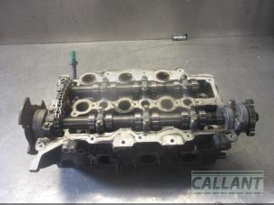 Used Cylinder head Jaguar XJ (X351) 3.0 D V6 24V Price € 695,75 Inclusive VAT offered by Garage Callant