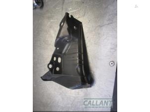 Used Support (miscellaneous) Jaguar XJ (X351) 3.0 D V6 24V Price € 24,20 Inclusive VAT offered by Garage Callant