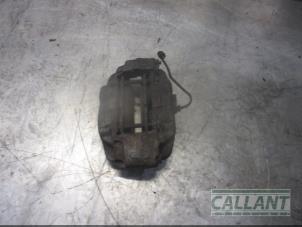 Used Front brake calliper, left Landrover Defender I 2.5 TD5 Price € 90,75 Inclusive VAT offered by Garage Callant