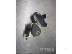 Usagé Ceinture arrière gauche Dacia Duster (HS) 1.5 dCi Prix € 60,50 Prix TTC proposé par Garage Callant