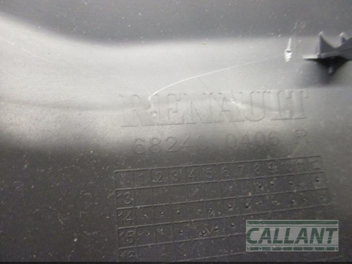 Pieza de salpicadero de un Dacia Duster (HS) 1.5 dCi 2015