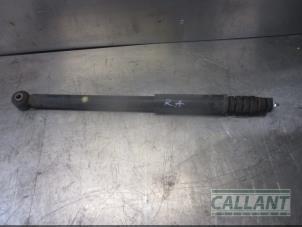 Used Rear shock absorber, right Dacia Duster (HS) 1.5 dCi Price € 36,30 Inclusive VAT offered by Garage Callant