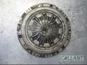 Used Flywheel Dacia Duster (HS) 1.5 dCi Price € 151,25 Inclusive VAT offered by Garage Callant