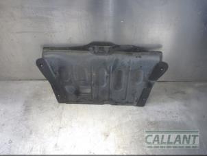 Used Engine protection panel Dacia Duster (HS) 1.5 dCi Price € 36,30 Inclusive VAT offered by Garage Callant