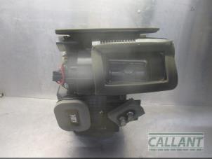 Usagé Boîtier chauffage Dacia Duster (HS) 1.5 dCi Prix € 151,25 Prix TTC proposé par Garage Callant