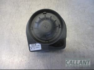 Used Alarm siren Landrover Range Rover III (LM) 2.9 TD6 24V Price € 30,25 Inclusive VAT offered by Garage Callant