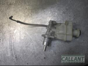 Used Master cylinder Landrover Range Rover III (LM) 2.9 TD6 24V Price on request offered by Garage Callant