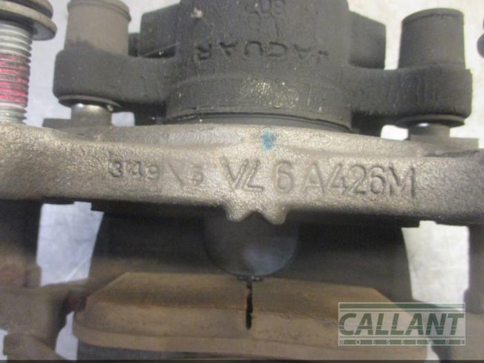 Front brake calliper, right from a Jaguar XF (X260) 2.0d 180 16V 2017