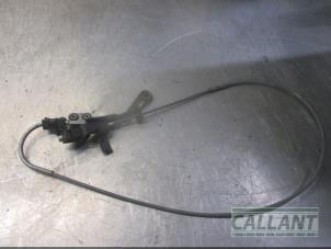 Usados Cable de mando de caja de cambios Jaguar XF (X260) 2.0d 180 16V Precio € 60,50 IVA incluido ofrecido por Garage Callant