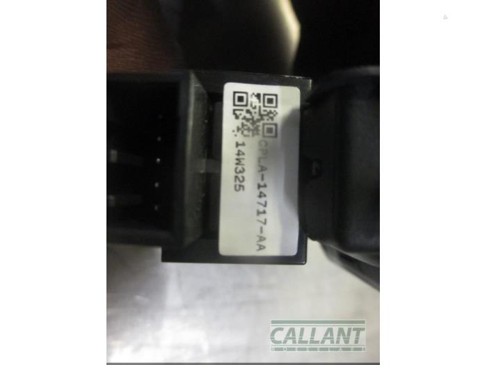 Usados Interruptor de ventanilla eléctrica Landrover Range Rover Sport (LW) 3.0 SDV6 Hybrid Precio € 18,15 IVA incluido ofrecido por Garage Callant