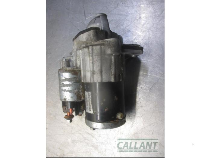Gebrauchte Anlasser Dacia Logan II 0.9 TCE 12V Preis € 42,35 Mit Mehrwertsteuer angeboten von Garage Callant
