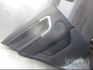 Używane Tapicerka drzwi lewych tylnych wersja 4-drzwiowa Landrover Discovery Sport L550 Cena € 211,75 Z VAT oferowane przez Garage Callant