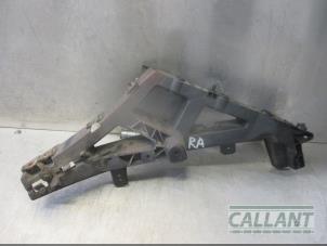 Used Rear bumper bracket, right Jaguar XE 2.0 D E-Performance 16V Price € 12,10 Inclusive VAT offered by Garage Callant